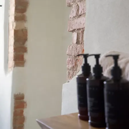 Langhem Отель